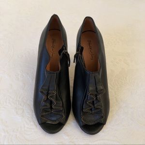 Elizabeth and James heels